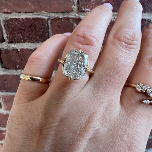 Custom 18kt Yellow Gold 5ct Lab Grown Diamond Solitaire Ring, Size 7.25 - Picture 3 of 9